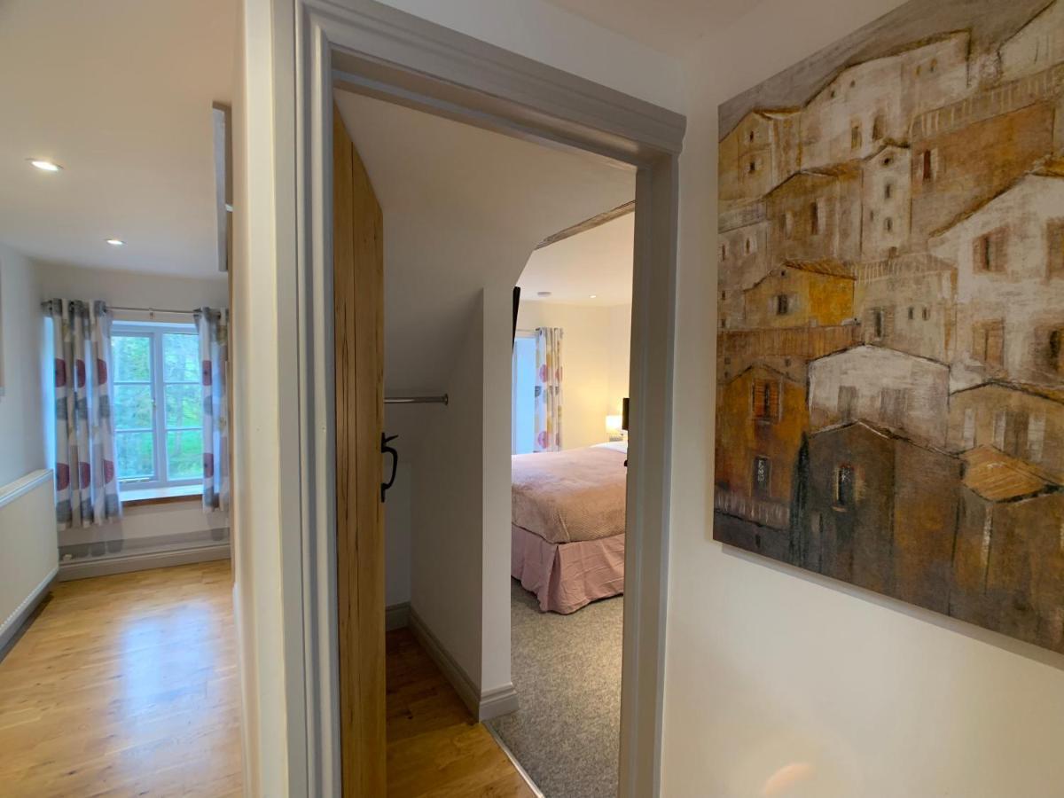 Swan House Tea Room And Bed & Breakfast リドニー エクステリア 写真